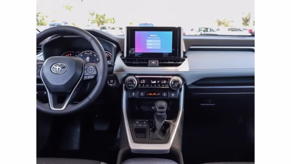 New 2024 Toyota RAV4 XLE FWD - Image 16