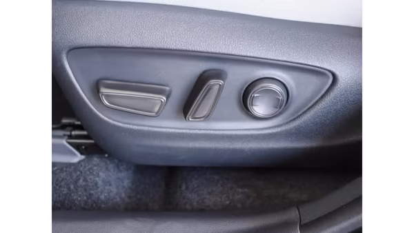 New 2024 Toyota RAV4 XLE FWD - Image 9