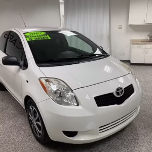 2007 Toyota Yaris 3-Door Liftback Manual
