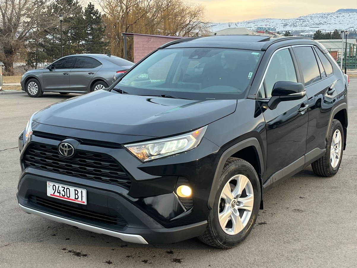 2019 Toyota Rav4 XLE For Sale Near Me