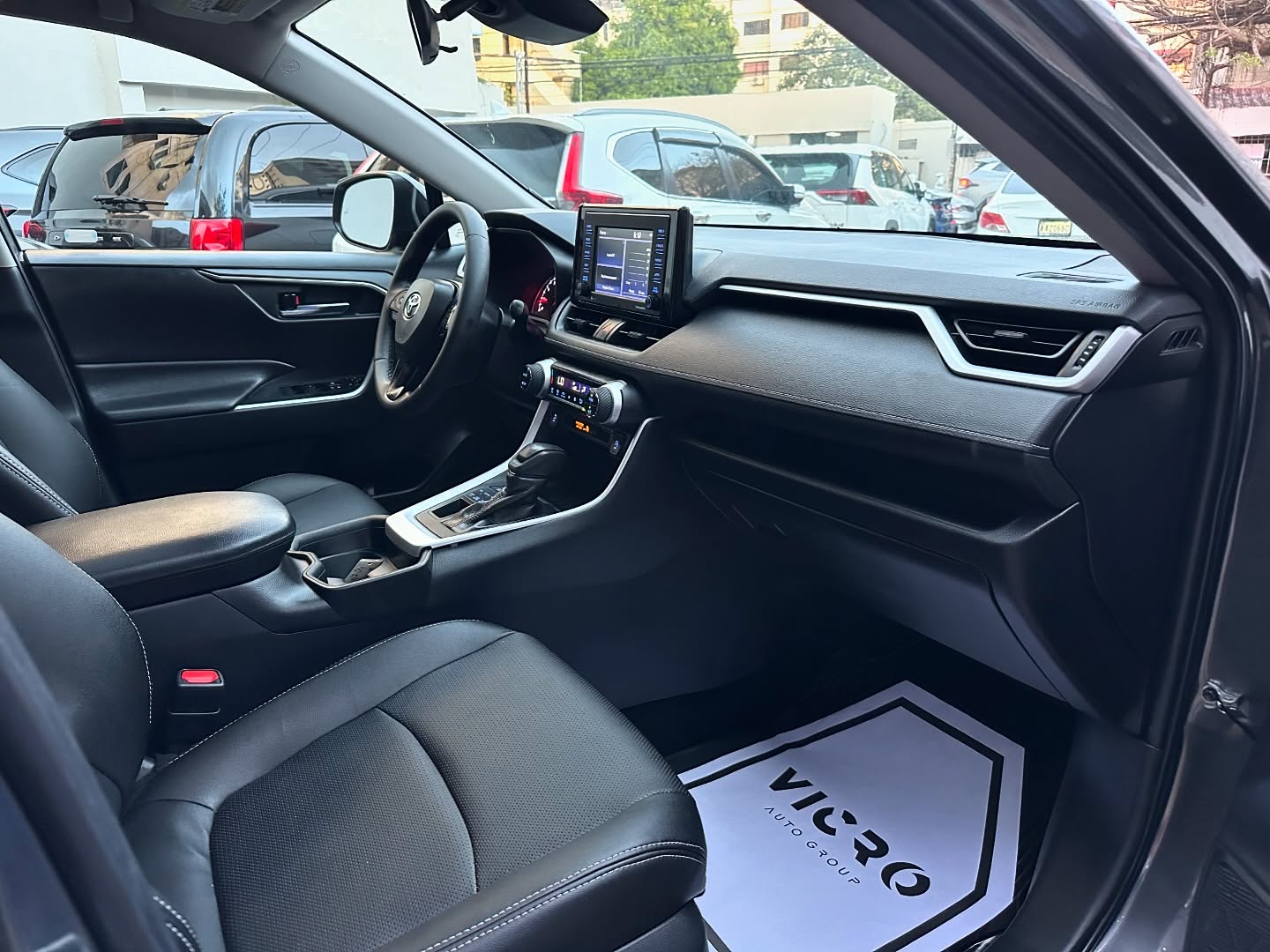 2021 Toyota Rav4 XLE AWD_136,000M