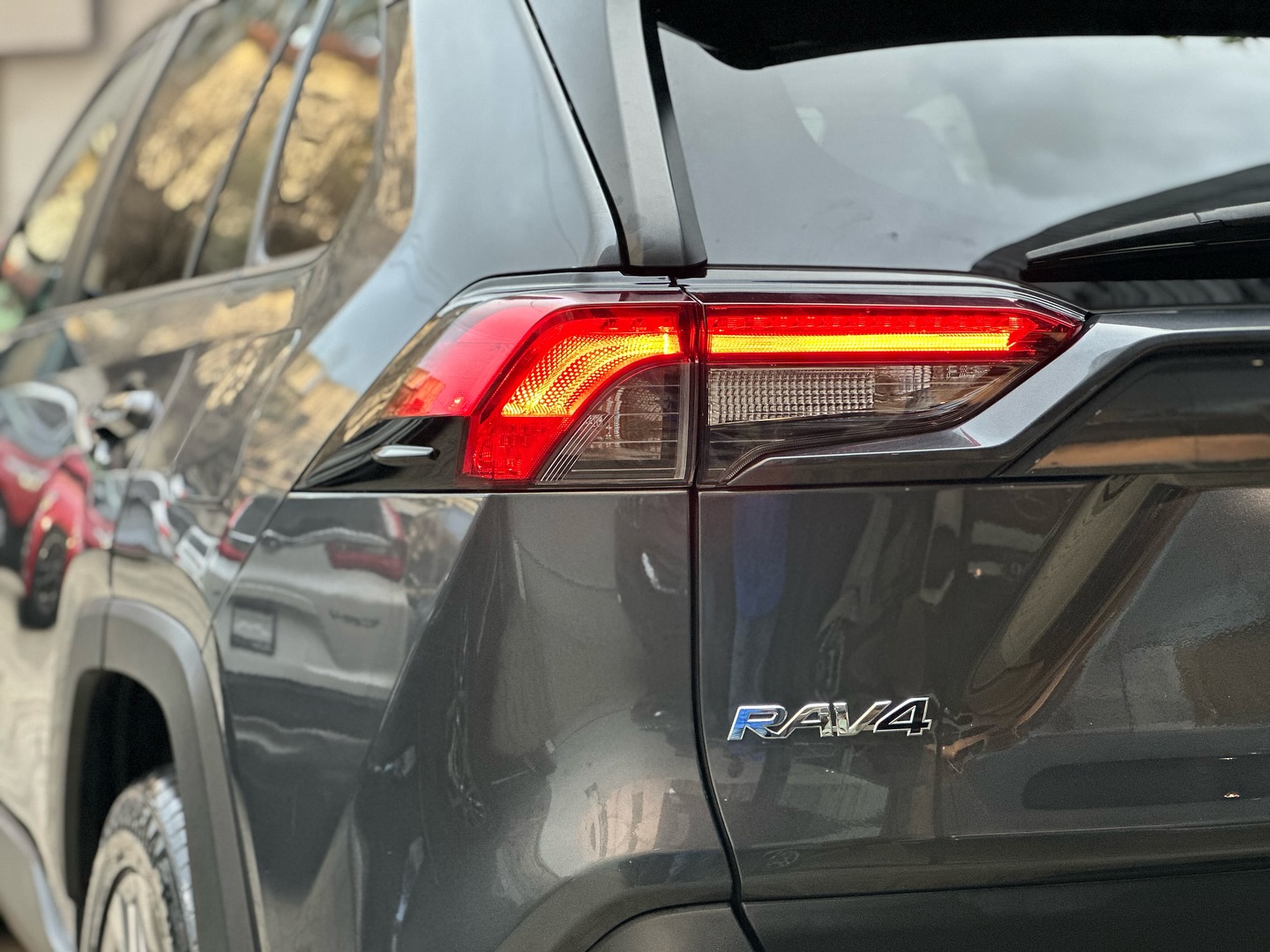 2021 Toyota Rav4 XLE AWD_136,000M