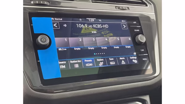2024 Volkswagen Tiguan SE 4MOTION - Image 48