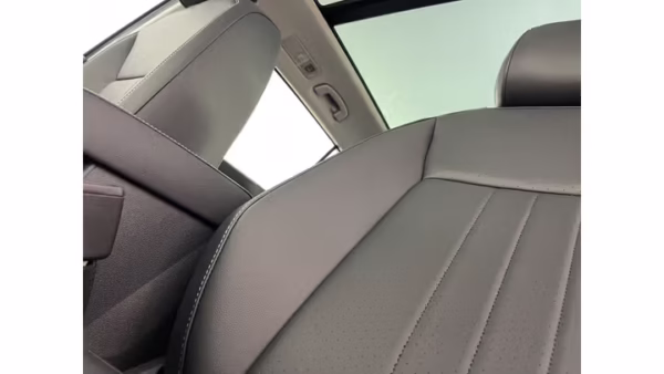 2024 Volkswagen Tiguan SE 4MOTION - Image 43