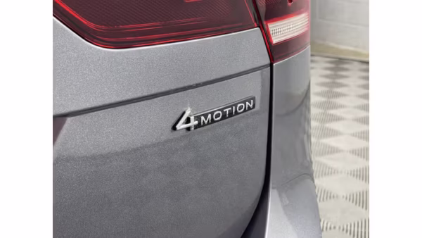 2024 Volkswagen Tiguan SE 4MOTION - Image 34