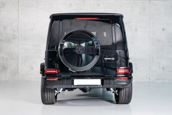 Mercedes-Benz AMG G63 2025 - Image 9