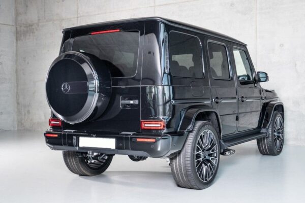 Mercedes-Benz AMG G63 2025 - Image 10