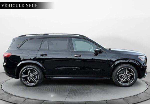 Mercedes-Benz-GLS-450-2025-11