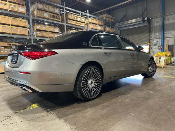 Used 2024 Mercedes-Benz Maybach S680 - Image 10