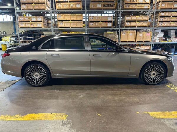 Used 2024 Mercedes-Benz Maybach S680 - Image 4