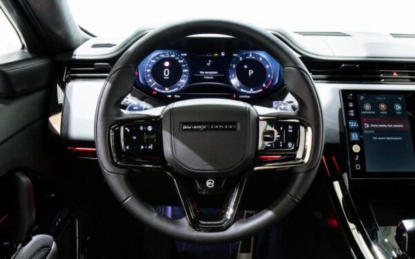 Land Rover Range Rover Sport SV P635 2024 - Image 10