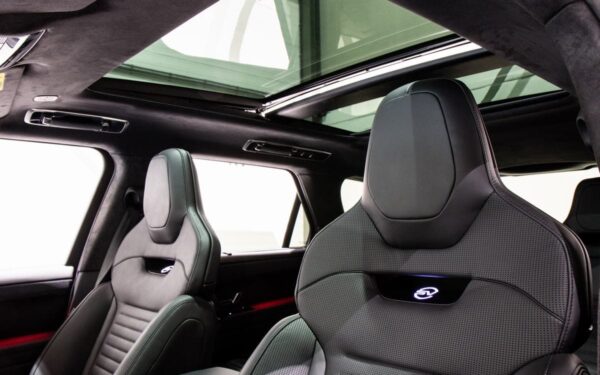 Land Rover Range Rover Sport SV P635 2024 - Image 3