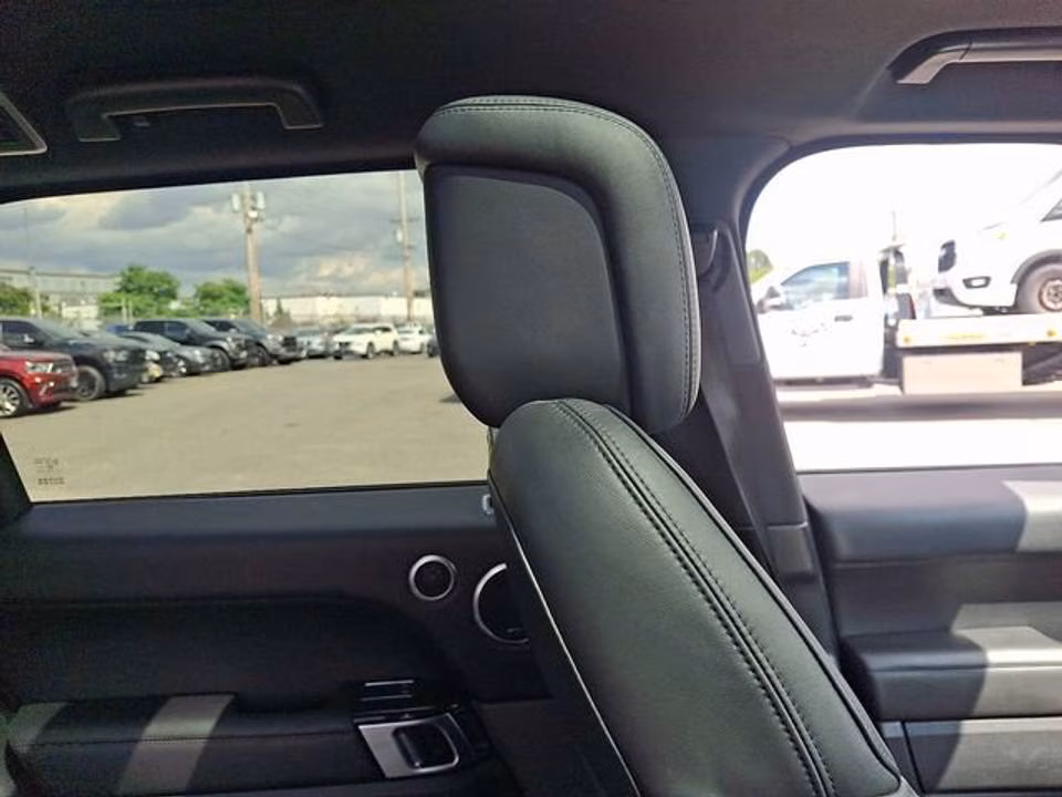 2022 Land Rover Range Rover Sport HSE Silver Edition