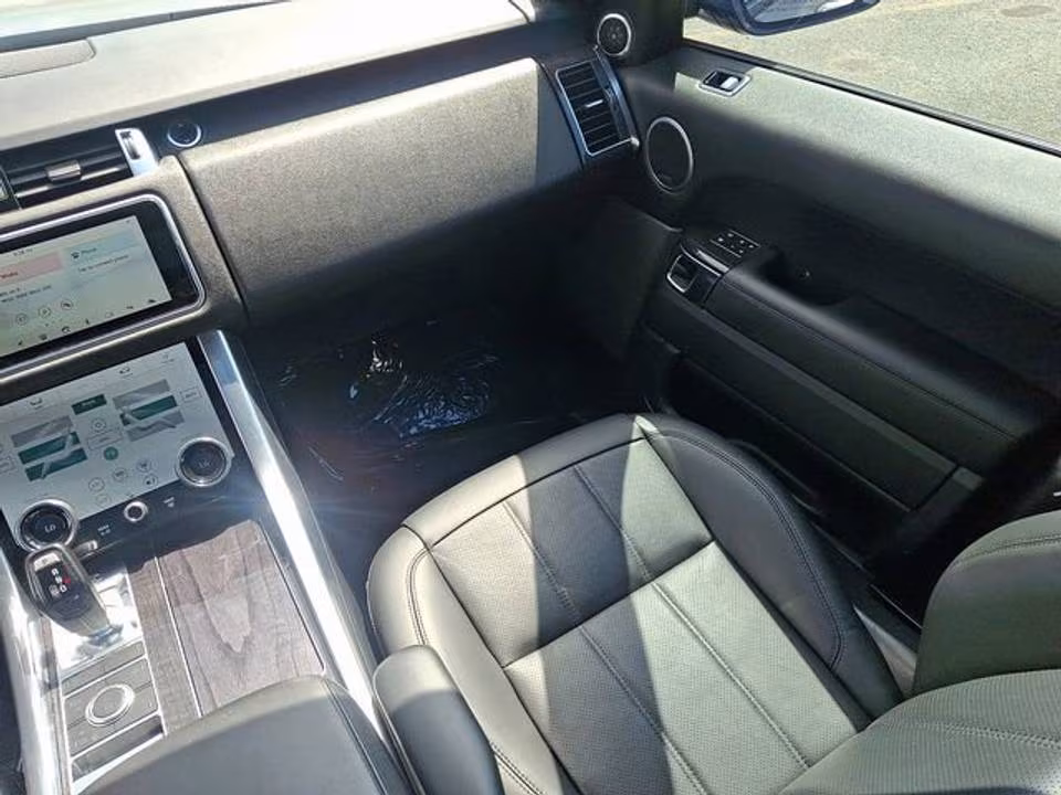 2022 Land Rover Range Rover Sport HSE Silver Edition