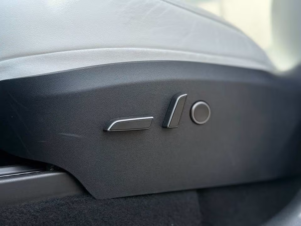 2023 Tesla Model Y AWD