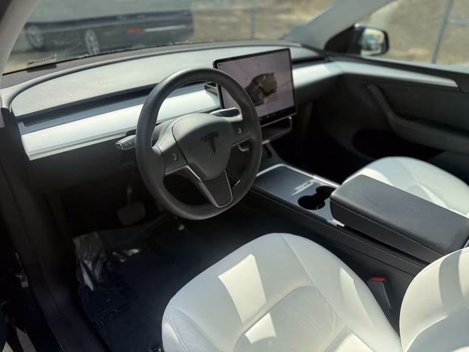 2023 Tesla Model Y AWD