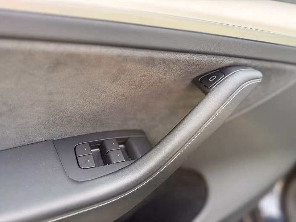 2023 Tesla Model Y AWD