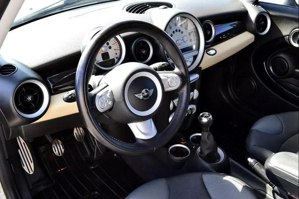 Used 2009 MINI Cooper S for Sale – Turbocharged Manual Hatchback - Clean Title - No Accidents