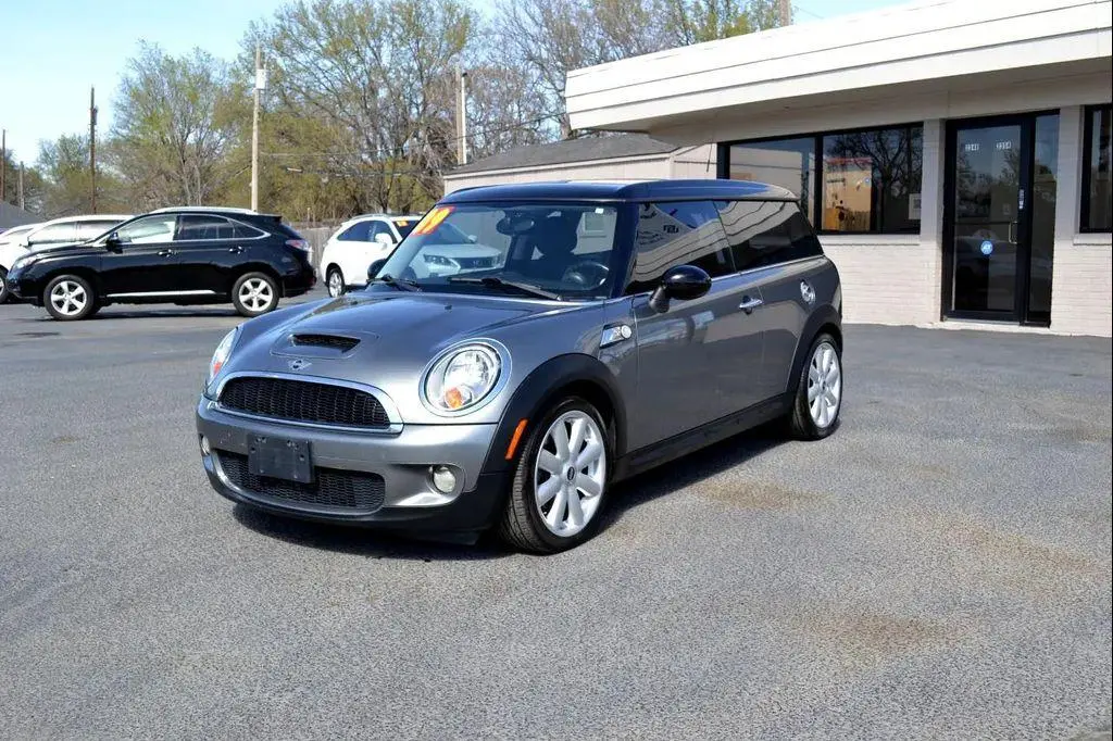 Used 2009 MINI Cooper S for Sale – Turbocharged Manual Hatchback - Clean Title - No Accidents