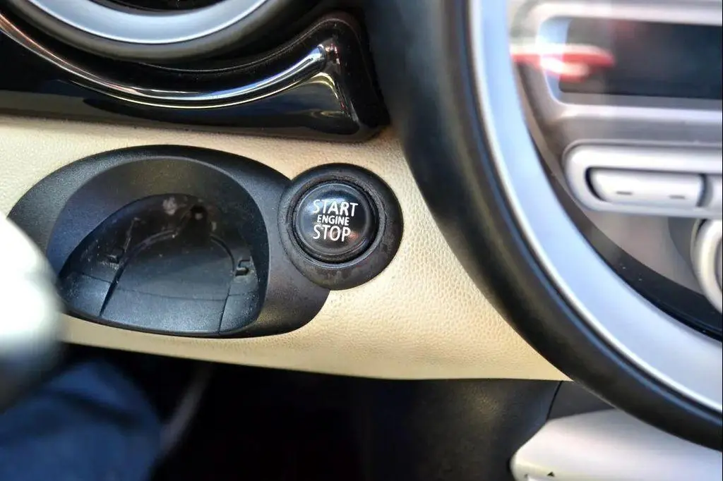 Used 2009 MINI Cooper S for Sale – Turbocharged Manual Hatchback - Clean Title - No Accidents