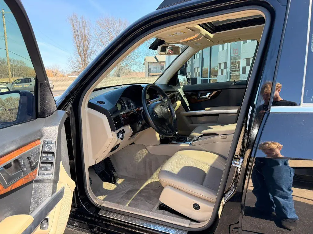 Used 2012 Mercedes-Benz GLK 350 for Sale