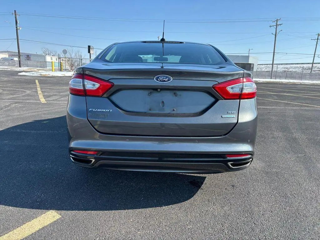 Used 2016 Ford Fusion SE