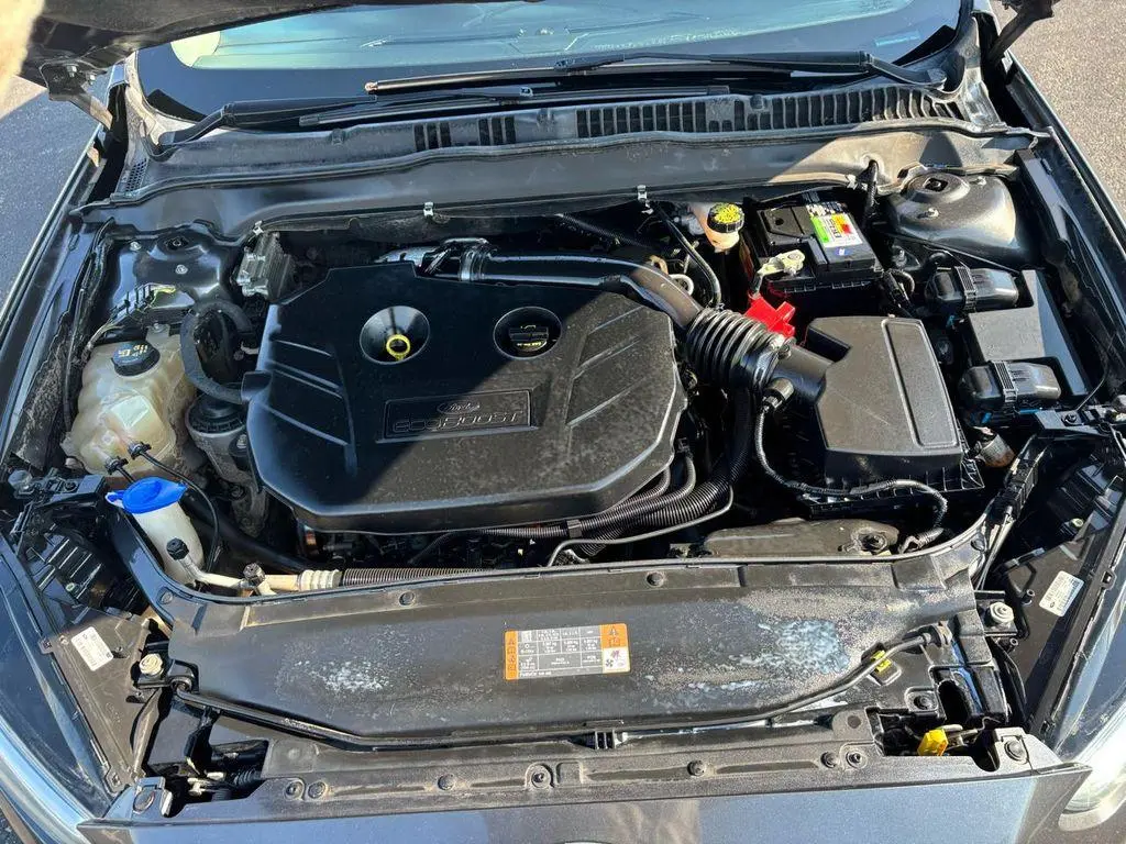 Used 2016 Ford Fusion SE