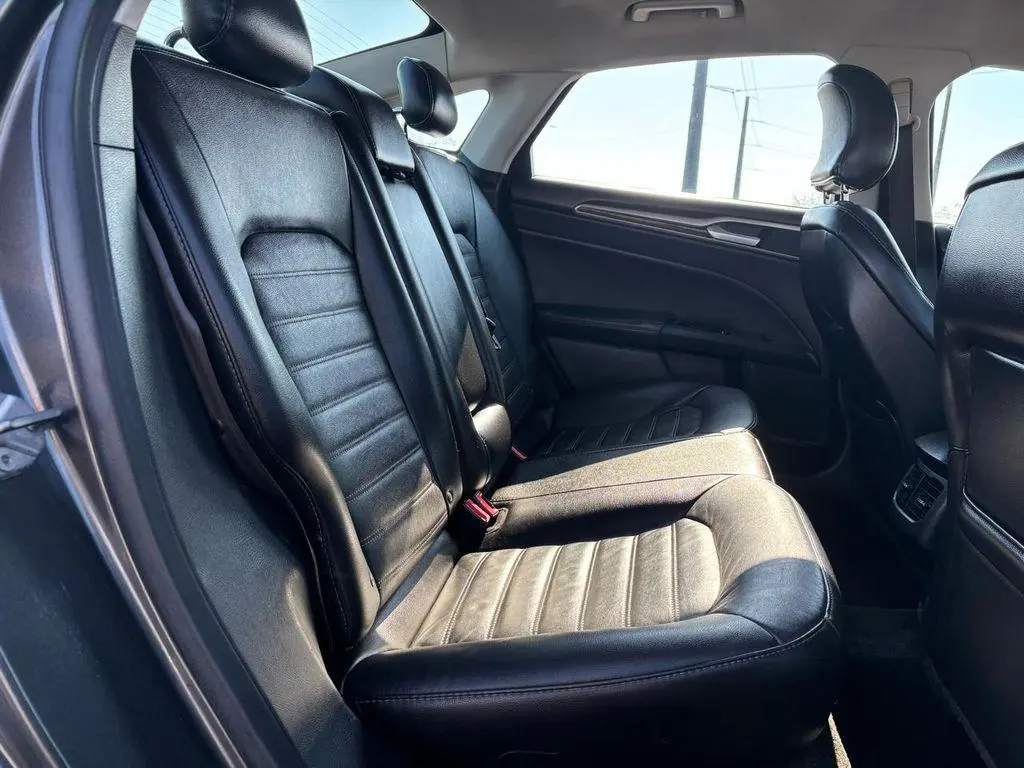 Used 2016 Ford Fusion SE