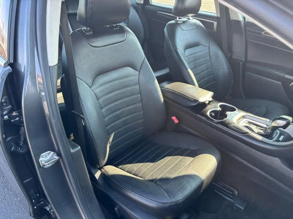 Used 2016 Ford Fusion SE