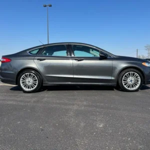 Used 2016 Ford Fusion SE