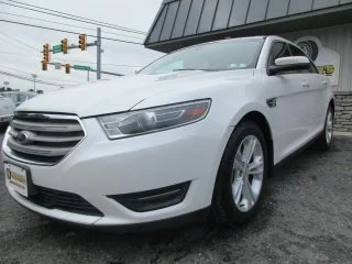 Used 2014 Ford Taurus SEL – White – 111,784 Miles - Image 4