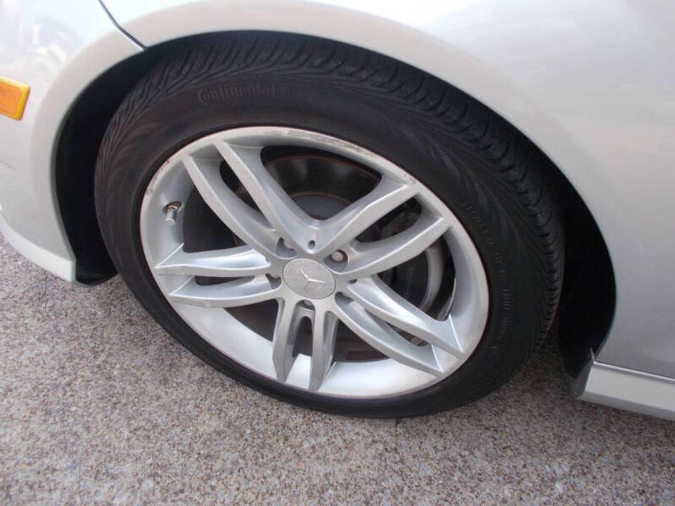 Used 2012 Mercedes-Benz C250 Sport - Image 19